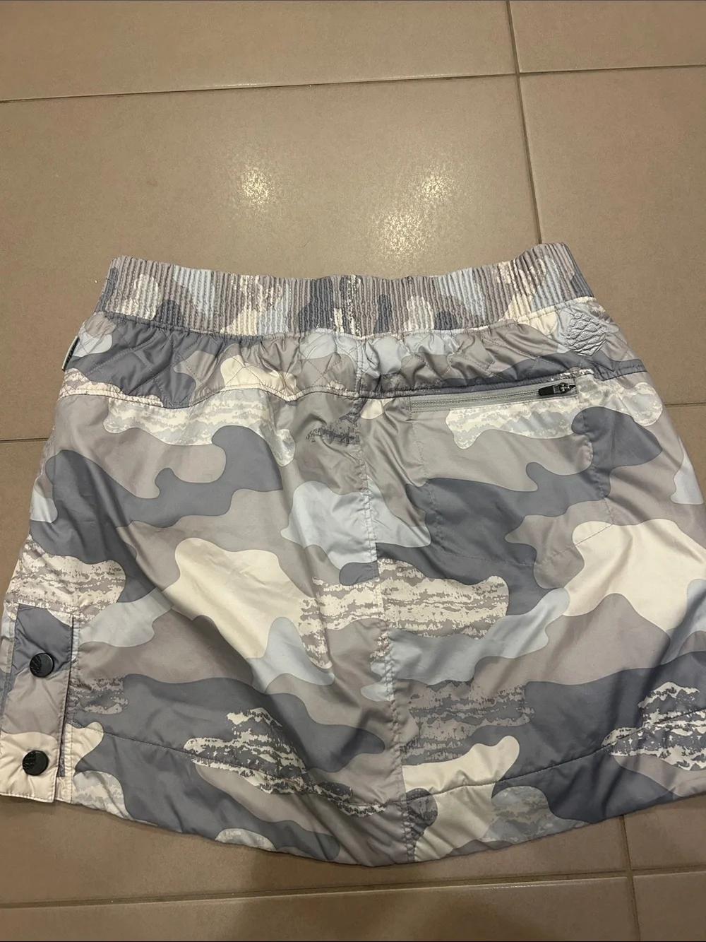 Stio Gray and White Camo Ski Skirt